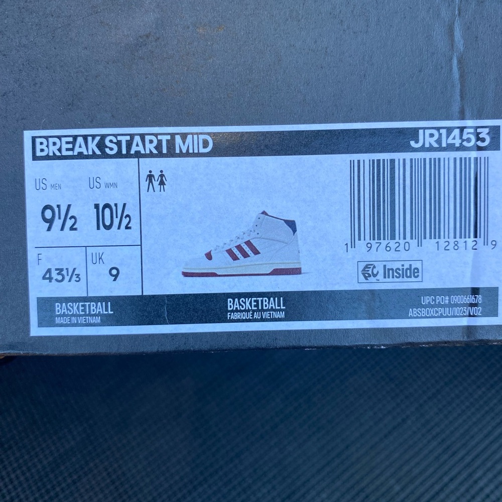 Retro Adidas High-Top Sneakers - White, Red, and Blue - Picture 5 of 5